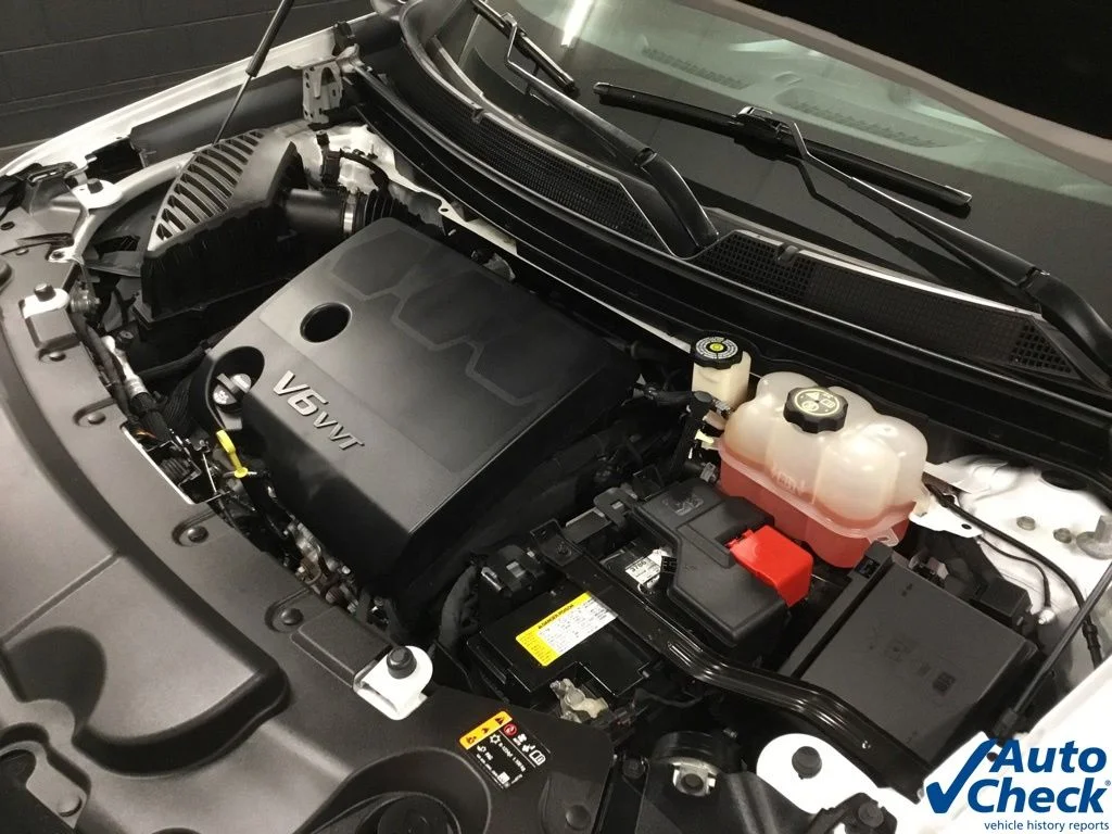 Used 2022 White Chevrolet Premier image 46