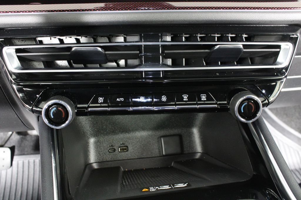 Used 2026 Black Chevrolet Z71 image 30