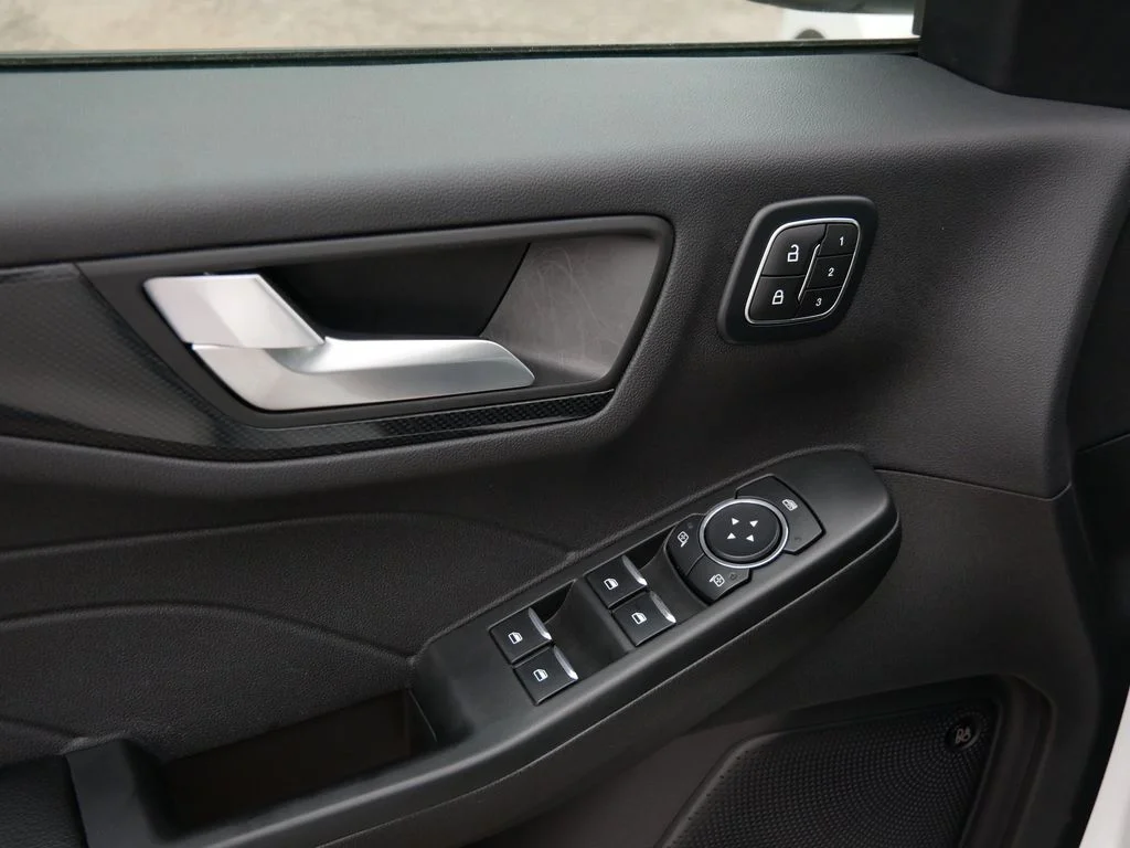 Used 2025 White Ford ST-Line Select image 15