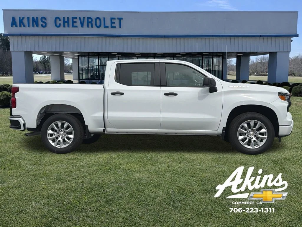 New 2026 Summit White Chevrolet Custom image 6