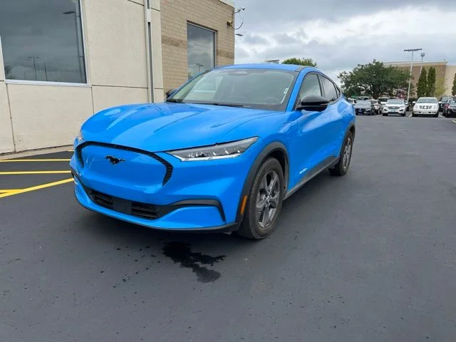 Used 2023 Blue Ford Select image 4