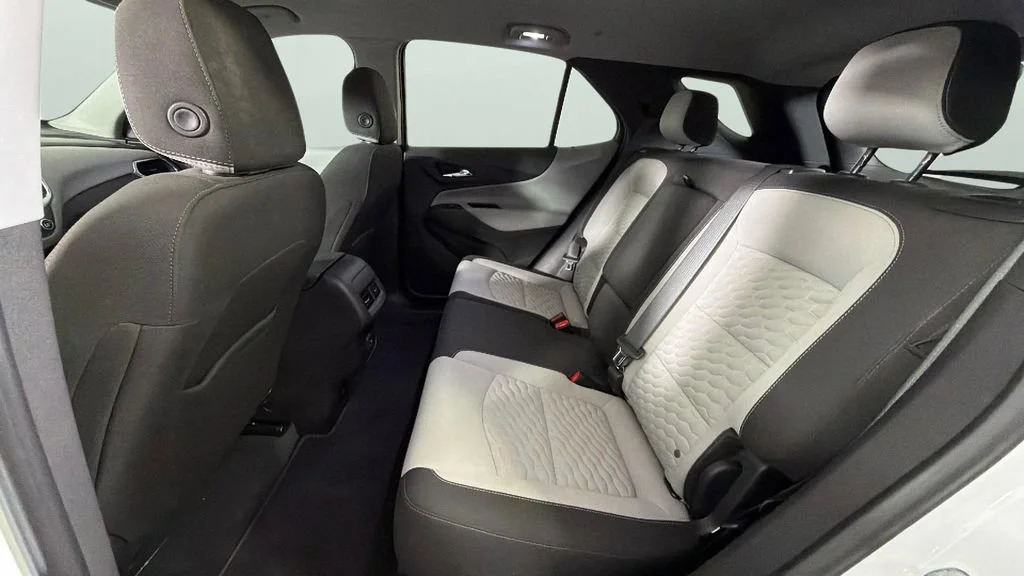 Used 2021 SUMMIT WHITE Chevrolet LT image 40