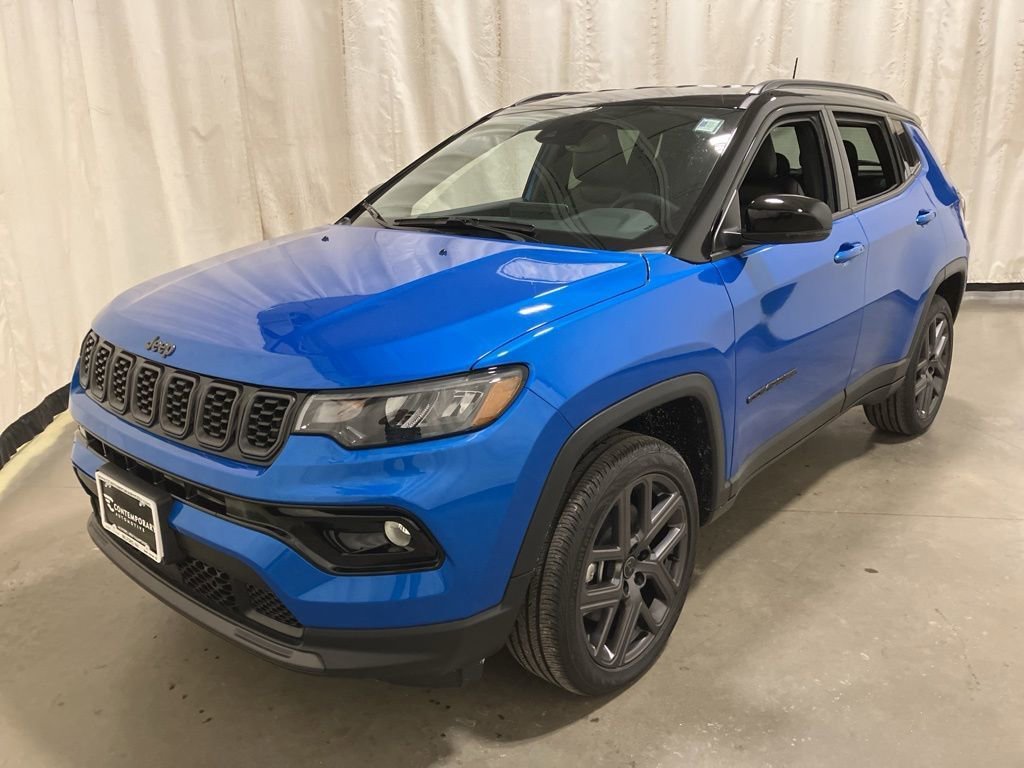 New 2026 Hydro Blue Pearl-Coat Exterior Paint Jeep Limited Altitude image 16