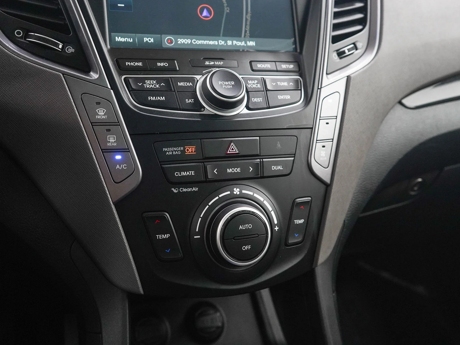 Used 2016 Iron Frost Hyundai SE image 24