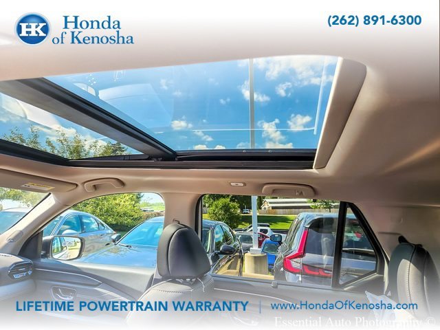 New 2026 Platinum White Pearl Honda AWD Touring image 11