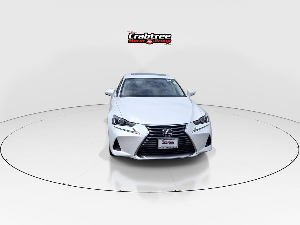 Used 2018 White Lexus 300 image 3