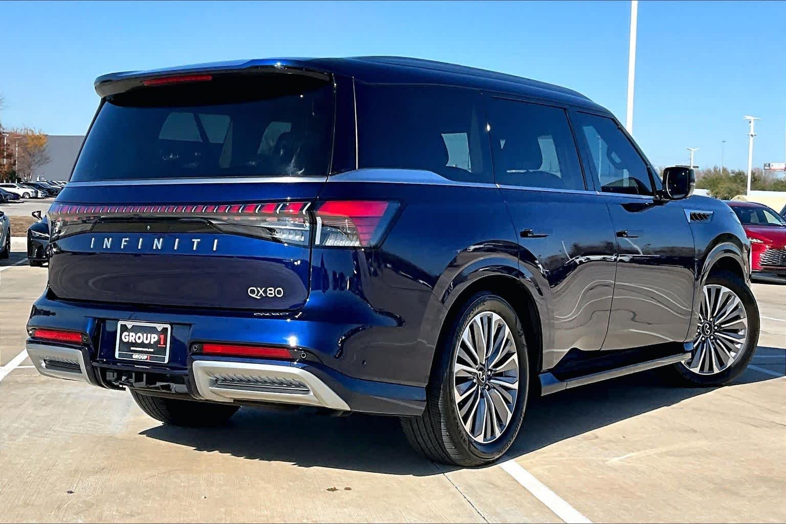 Used 2025 Grand Blue INFINITI LUXE image 50