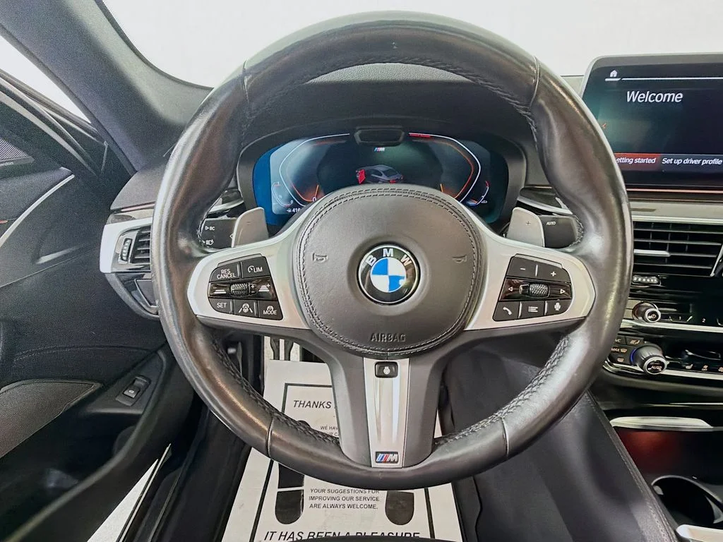 Used 2022 Black Sapphire Metallic BMW 530i xDrive image 11