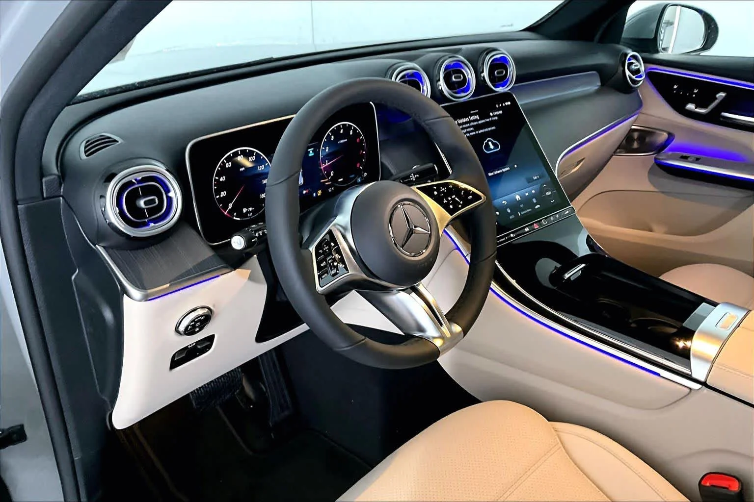 New 2026 MANUFAKTUR Alpine Grey Mercedes-Benz GLC 300 image 10