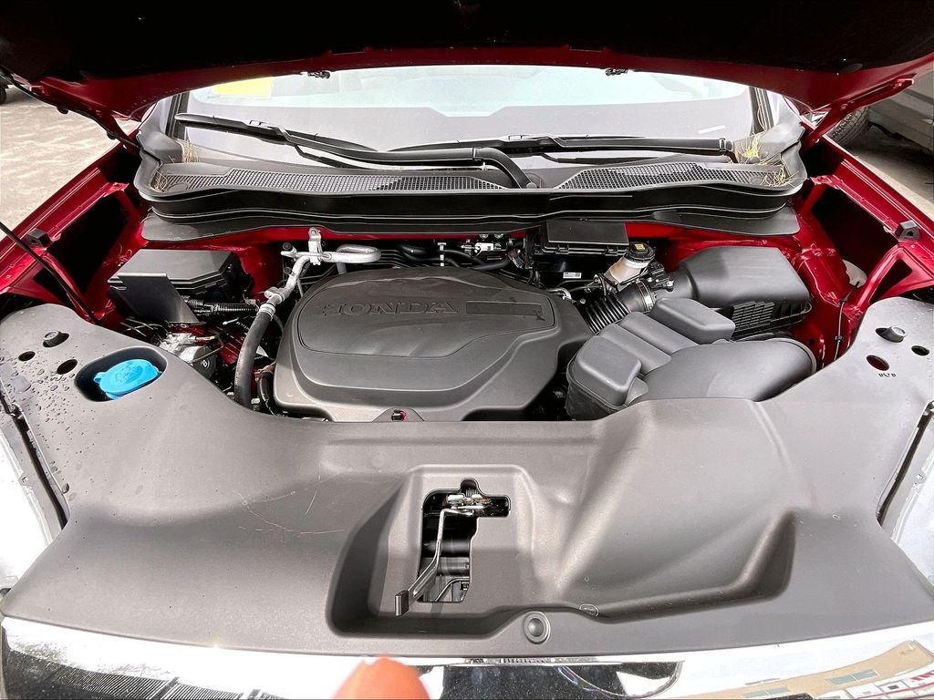 New 2026 Radiant Red Metallic II Honda RTL image 16