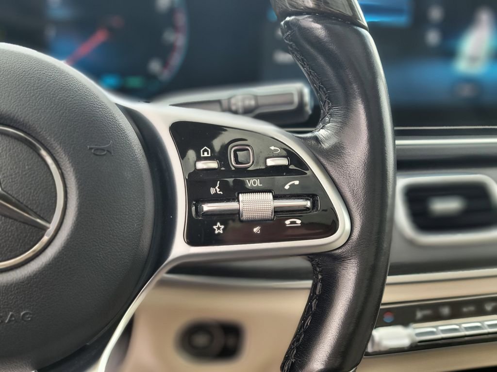Certified Used 2023 White Mercedes-Benz GLS 450 image 33