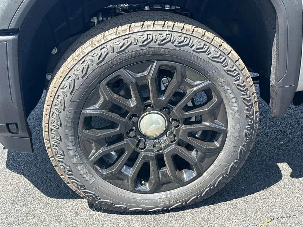 2026 GMC Sierra 2500HD Denali Ultimate - Photo 13