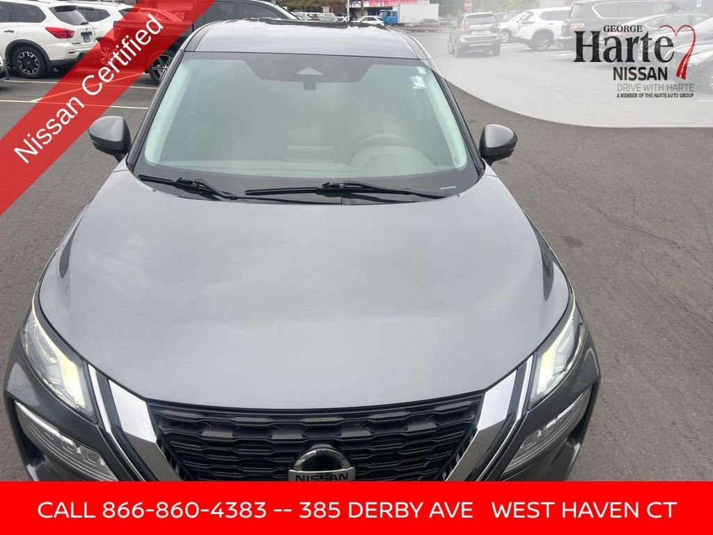 2021 Nissan Rogue SV photo 3