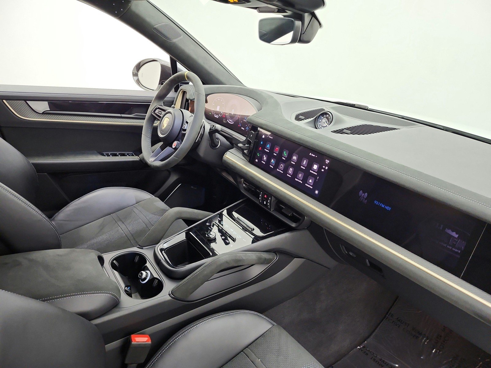 Used 2024 White Porsche Turbo GT image 17