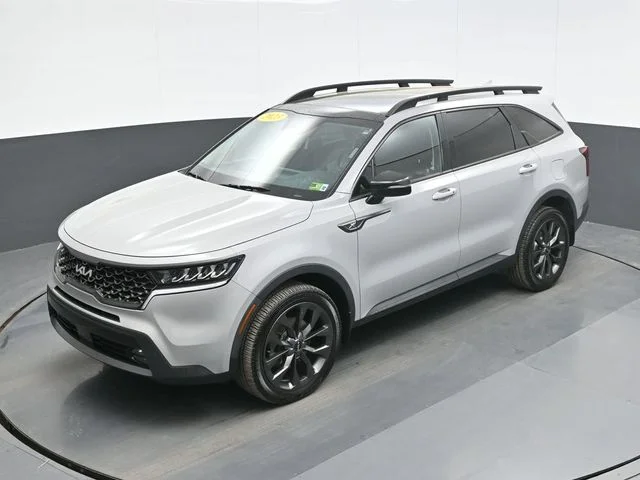 Used 2023 Gray Kia X-Line EX image 13