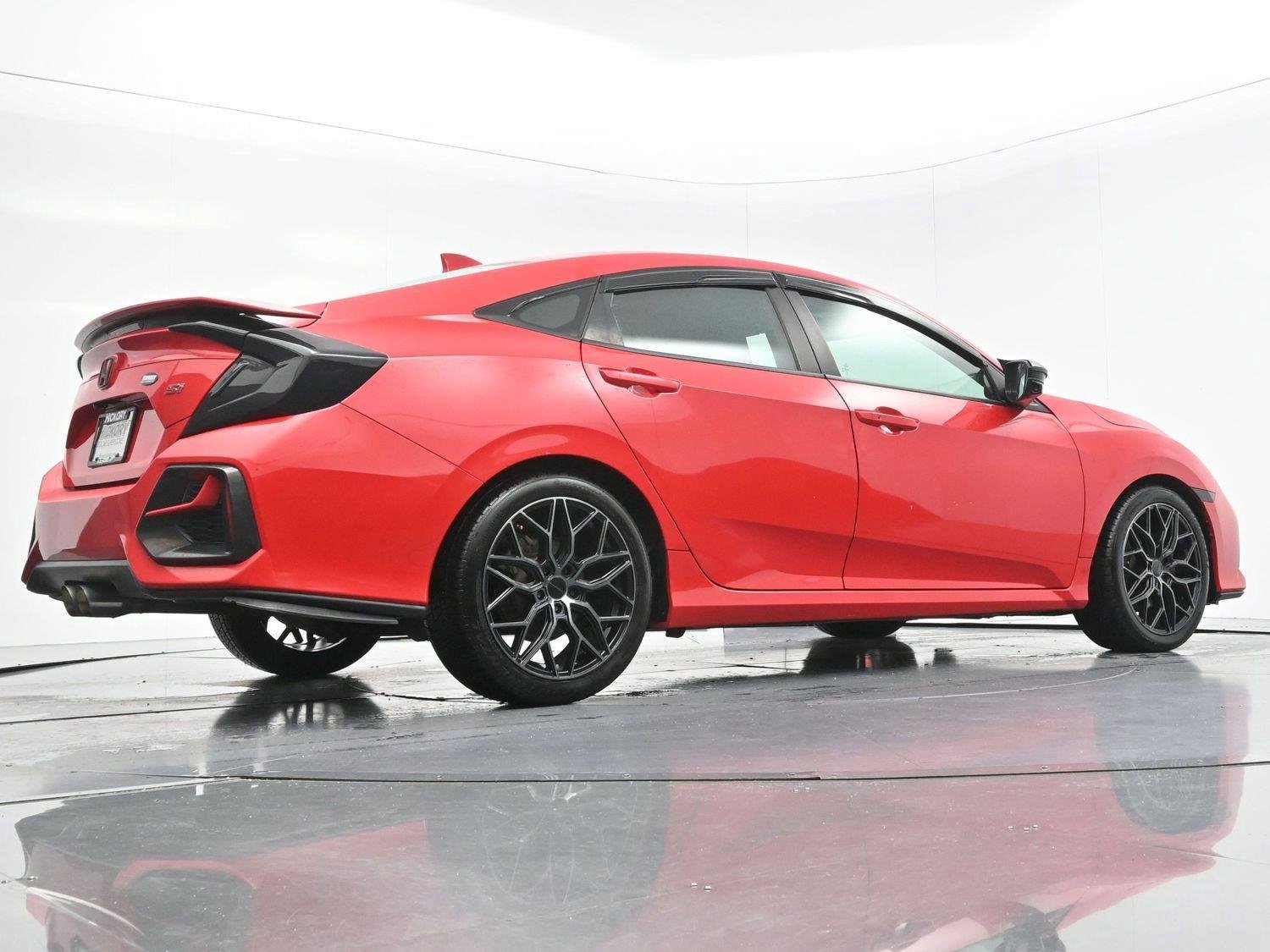 Used 2020 Rallye Red Honda SI image 49
