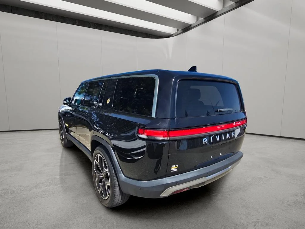 Used 2024 Midnight Rivian Adventure image 5