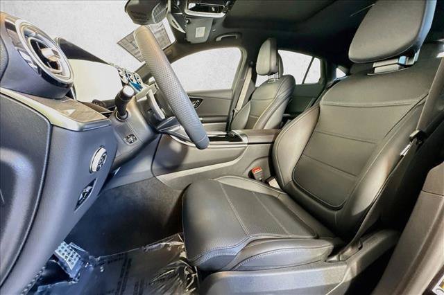New 2027 Obsidian Black Metallic Mercedes-Benz GLC 300 image 48