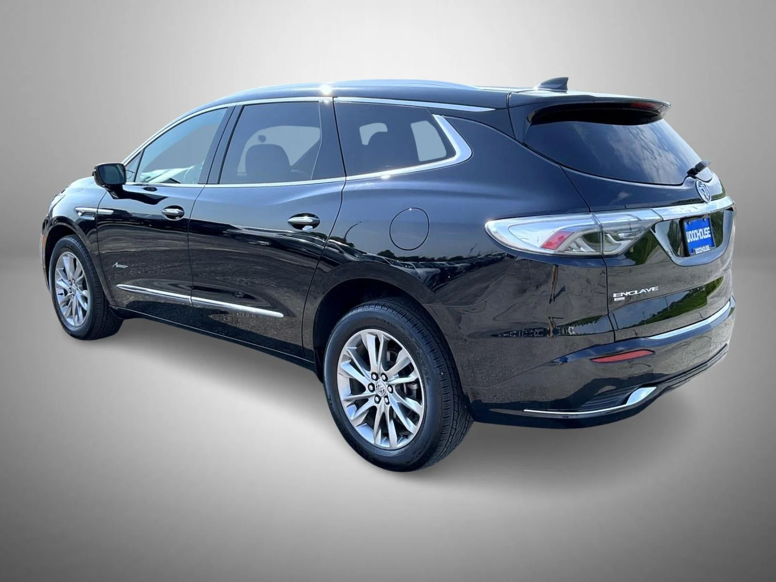 Used 2023 Black Buick Avenir image 7