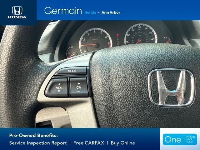 Used 2012 Alabaster Silver Metallic Honda LX image 22
