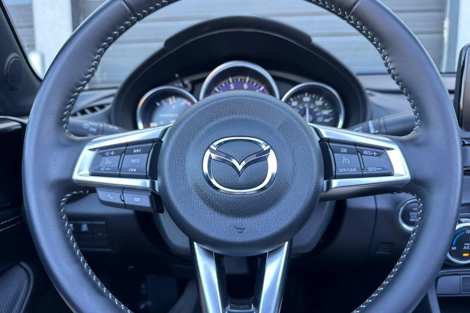 Used 2023 Machine Gray Metallic Mazda Grand Touring image 22