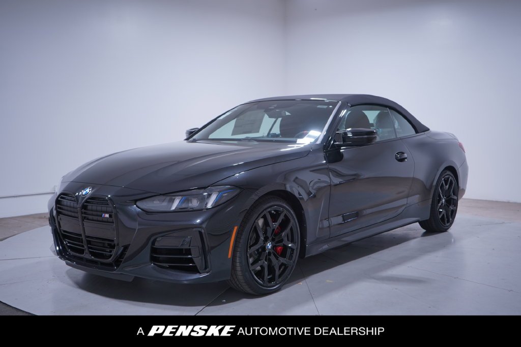 Used 2026 Black Sapphire Metallic BMW M440i image 1