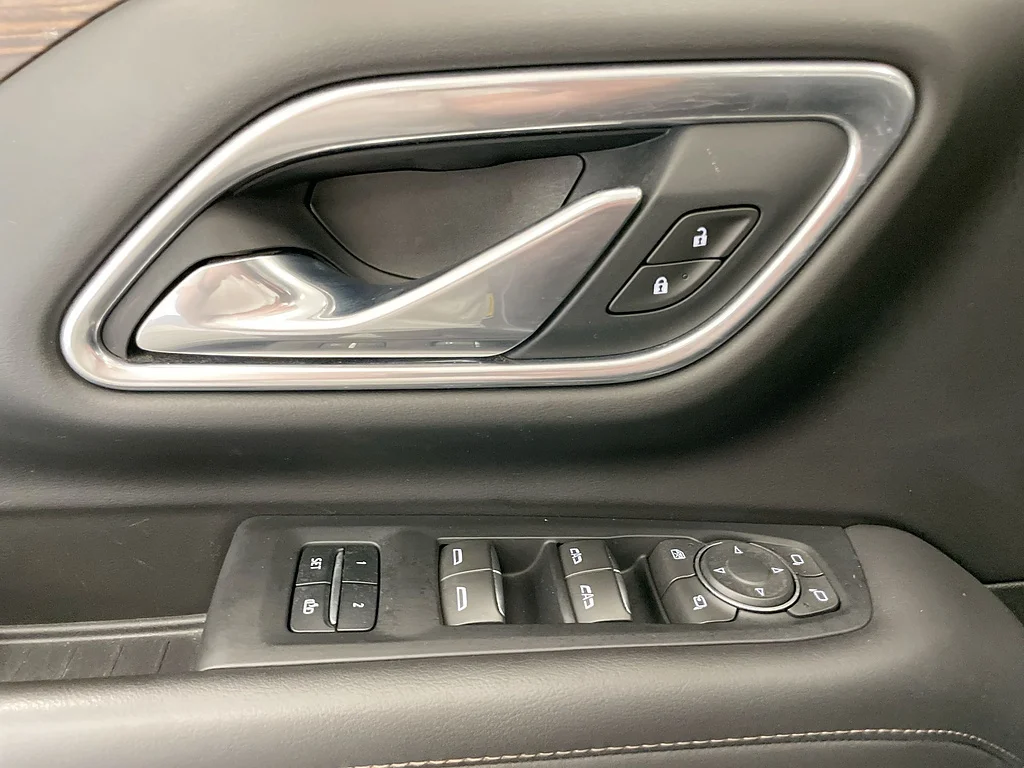 Used 2021 Satin Steel Metallic Chevrolet High Country image 24