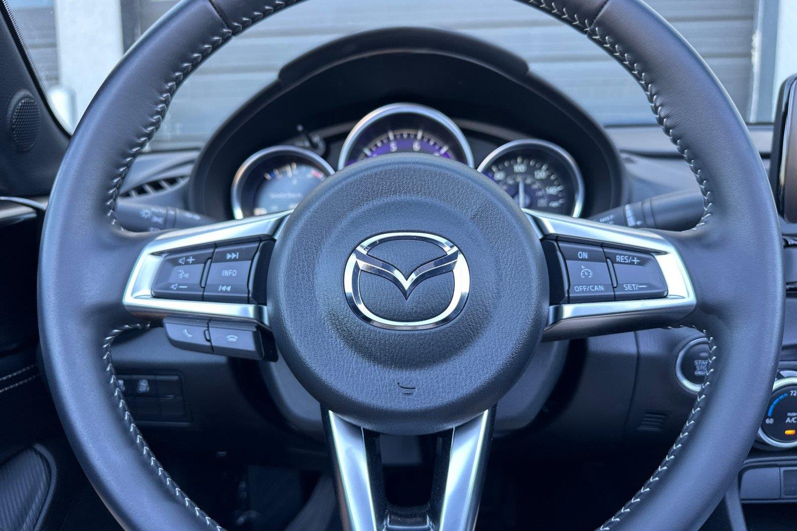 Used 2023 Machine Gray Metallic Mazda Grand Touring image 22