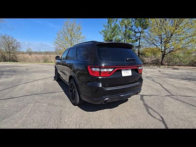 New 2026 Diamond Black Clear-Coat Exterior Paint Dodge GT PLUS image 6