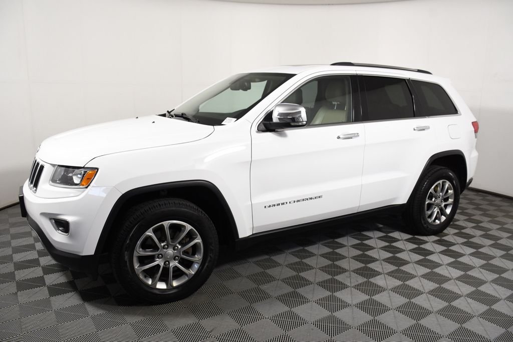 Used 2016 Jeep Grand Cherokee Limited with VIN 1C4RJFBG0GC350853 for sale in Richfield, Minnesota