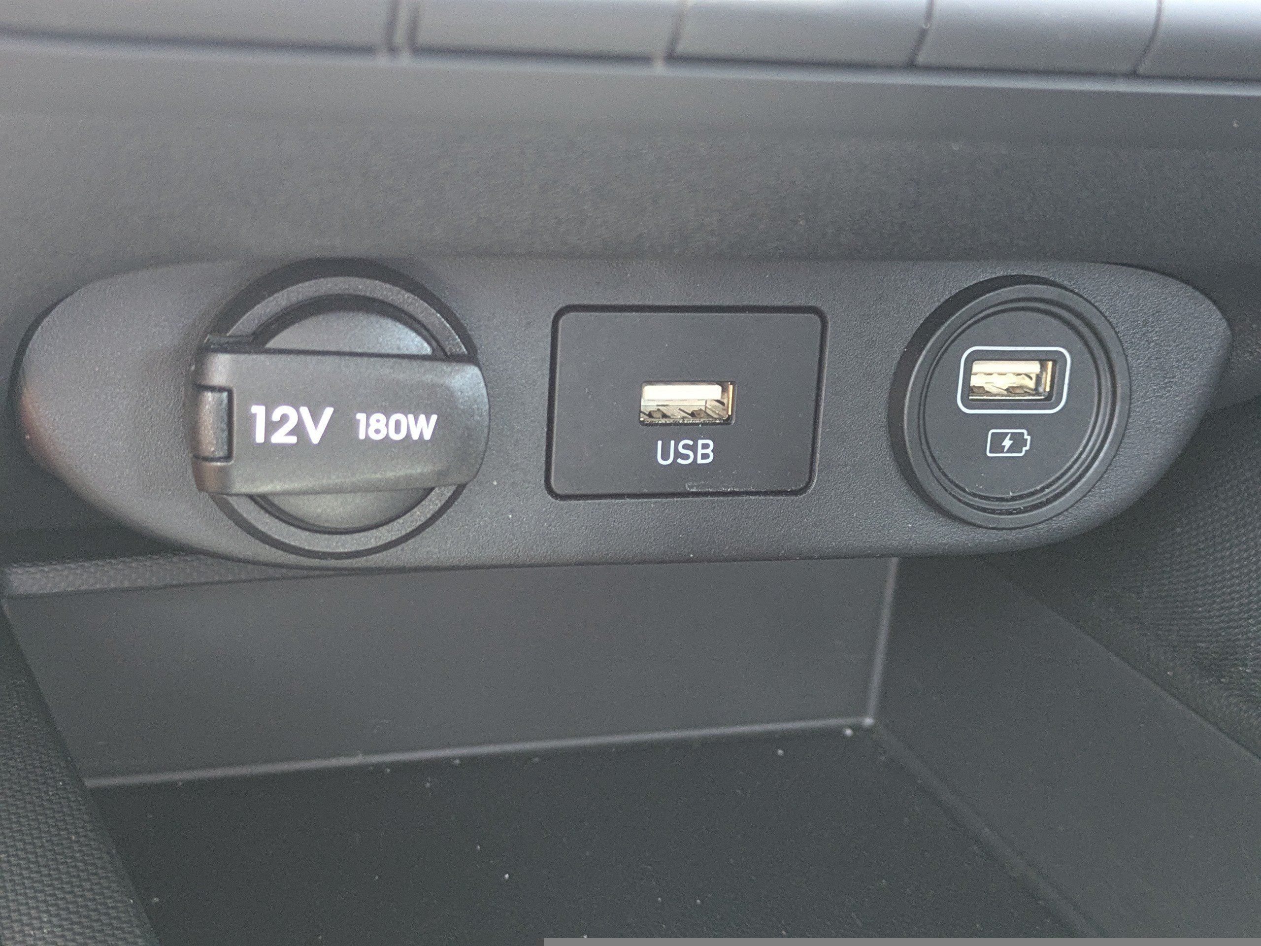 Certified Used 2023 Ecotronic Gray Hyundai SE image 25