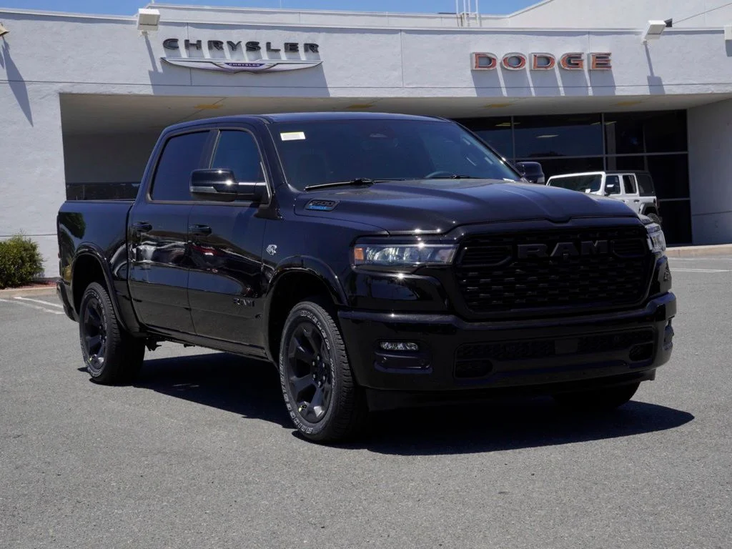New 2026 Diamond Black Crystal Pearl-Coat Exterior Paint RAM Big Horn/Lone Star image 1