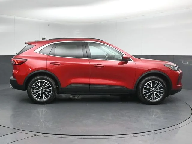 Certified Used 2025 Rapid Red Metallic Tinted Clearcoat Ford Base image 8