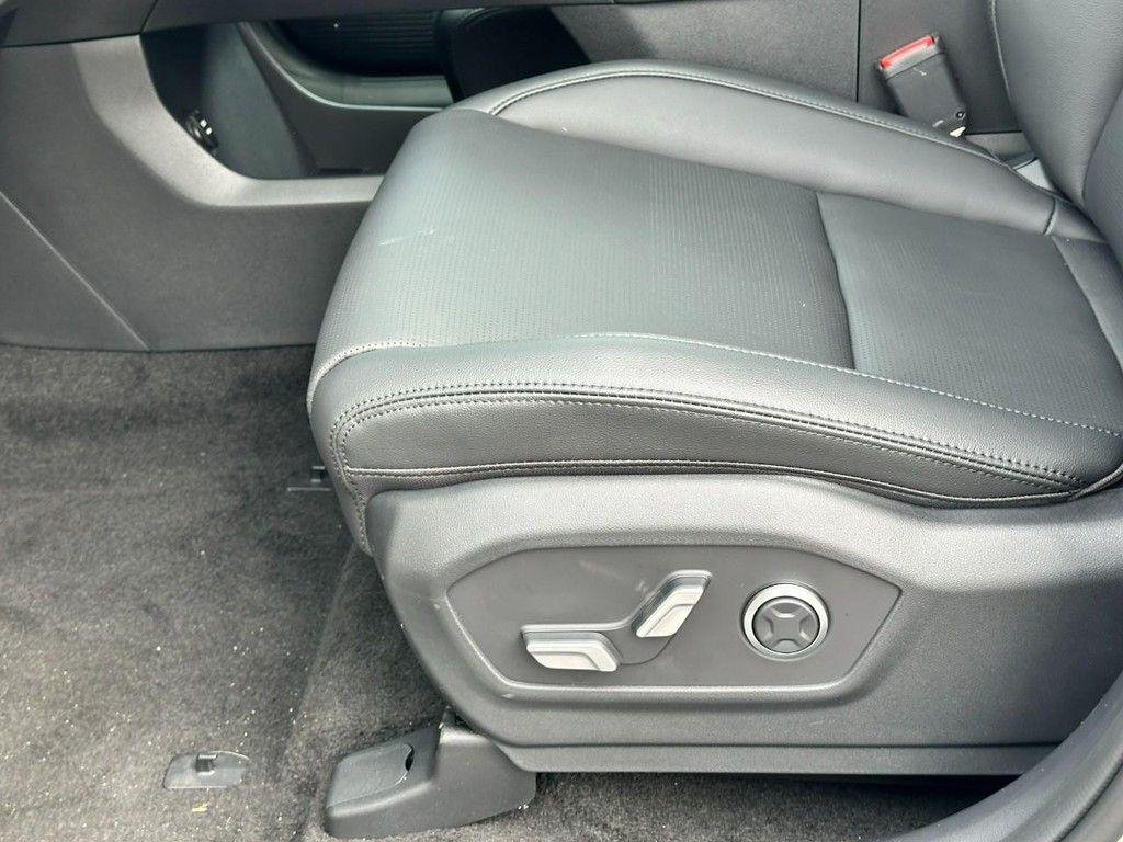 New 2026 Silver Hyundai Limited AWD image 12