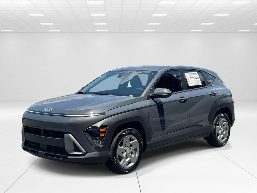 New 2026 Gray Hyundai SE image 3