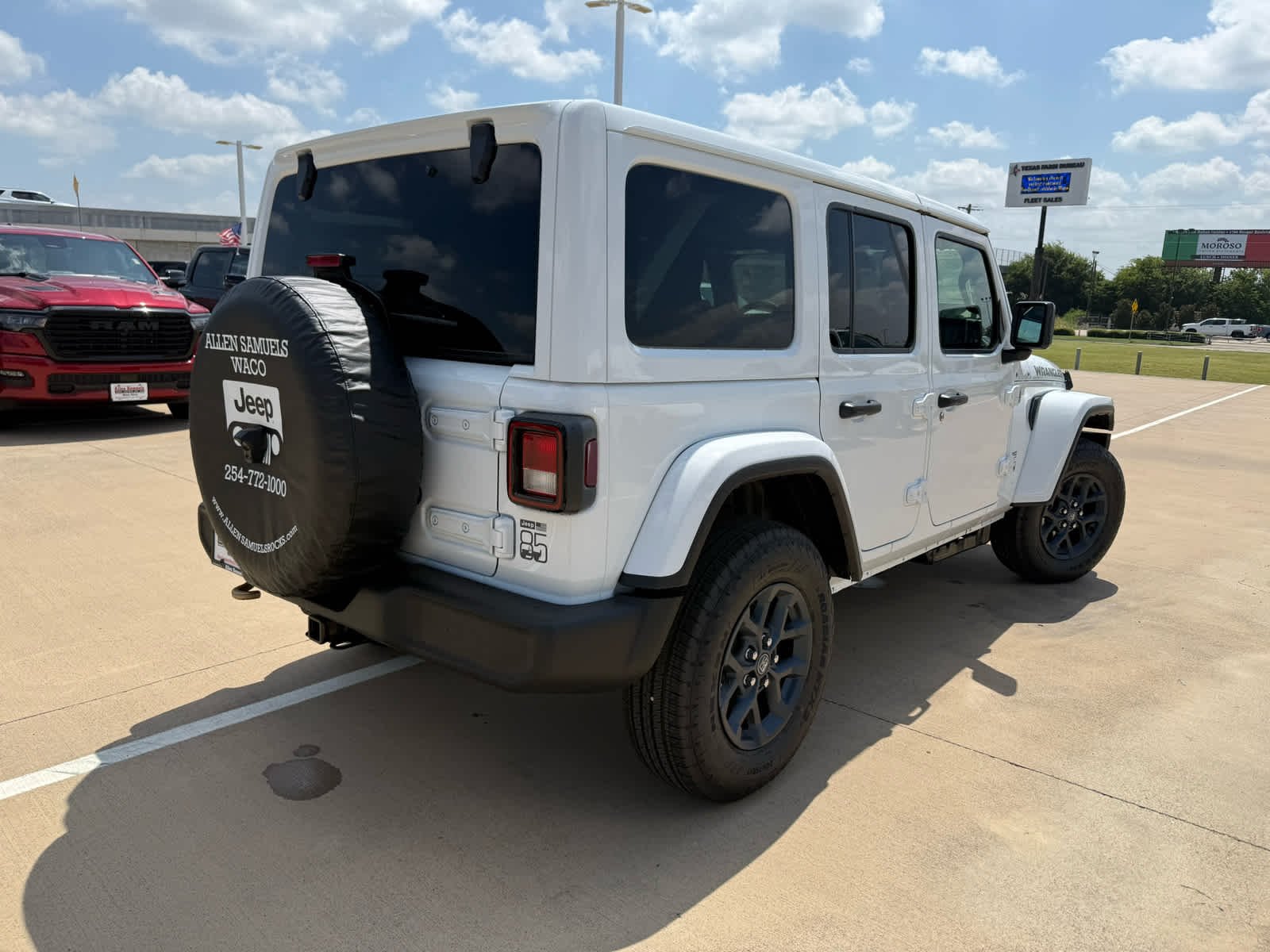 New 2026 Bright White Clear-Coat Exterior Paint Jeep 85th Anniversary image 6