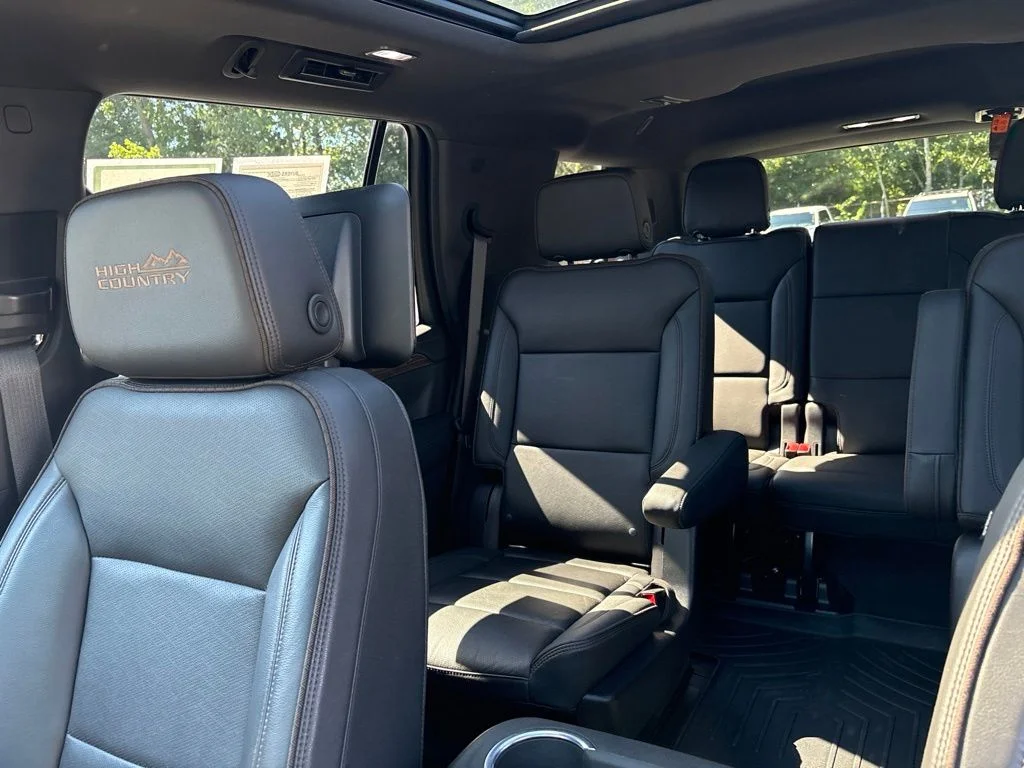 Used 2021 Black Chevrolet High Country image 34