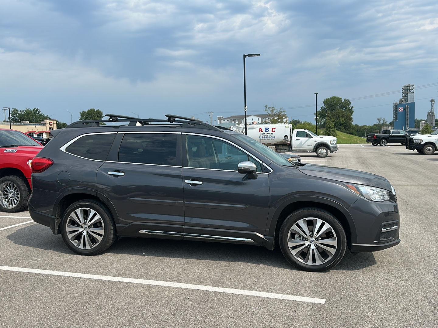 Used 2022 Magnetite Gray Metallic Subaru Touring image 5