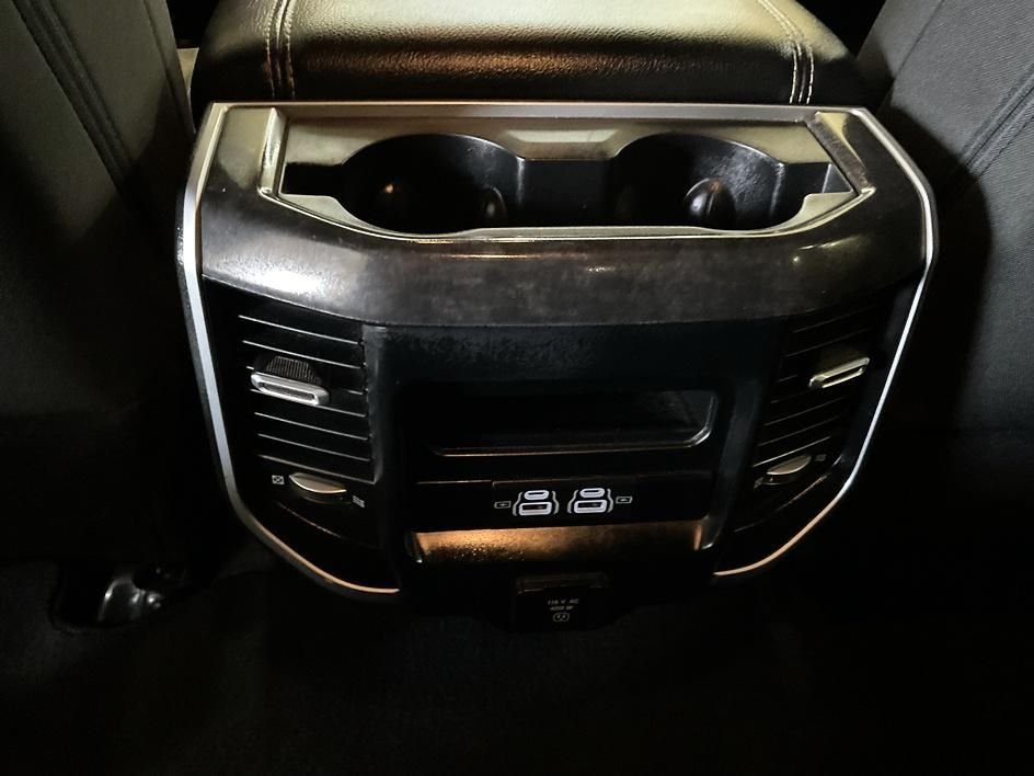 Used 2022 White Ram Big Horn image 29