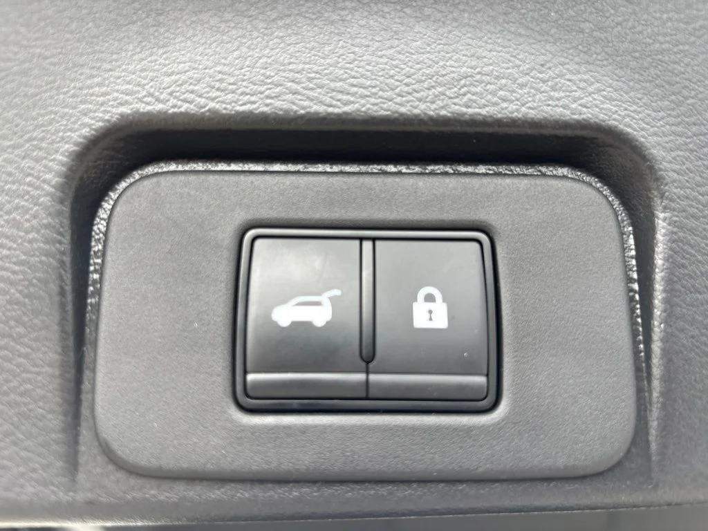 Certified Used 2023 White Nissan SL image 7