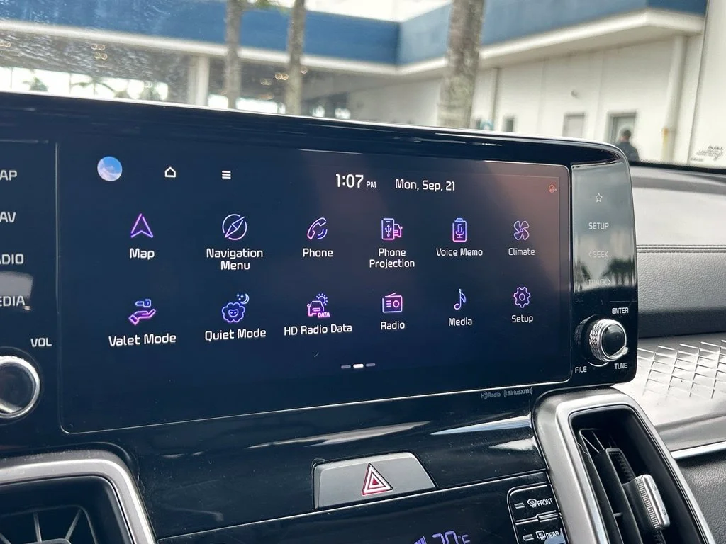 Certified Used 2023 Sapphire Blue Kia S image 14