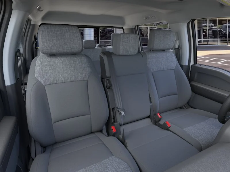 New 2026 Oxford White Ford XLT image 10