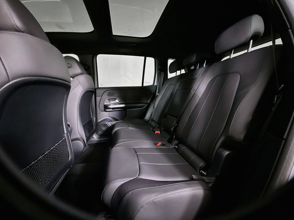 New 2026 Cirrus Silver Metallic Mercedes-Benz GLB 250 image 55