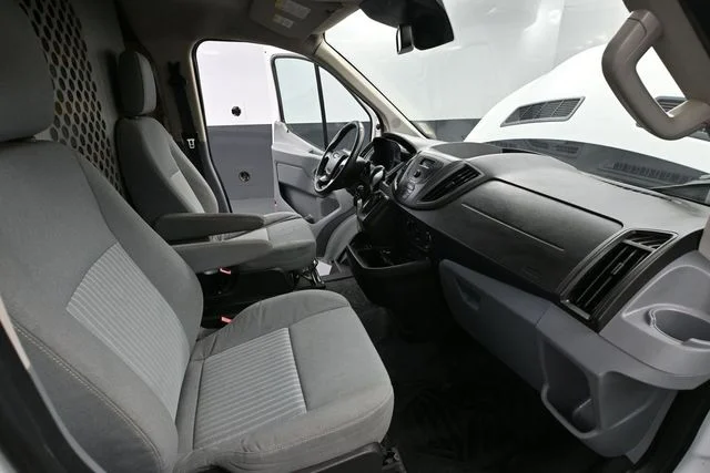 2016 Ford Transit Base - Photo 35