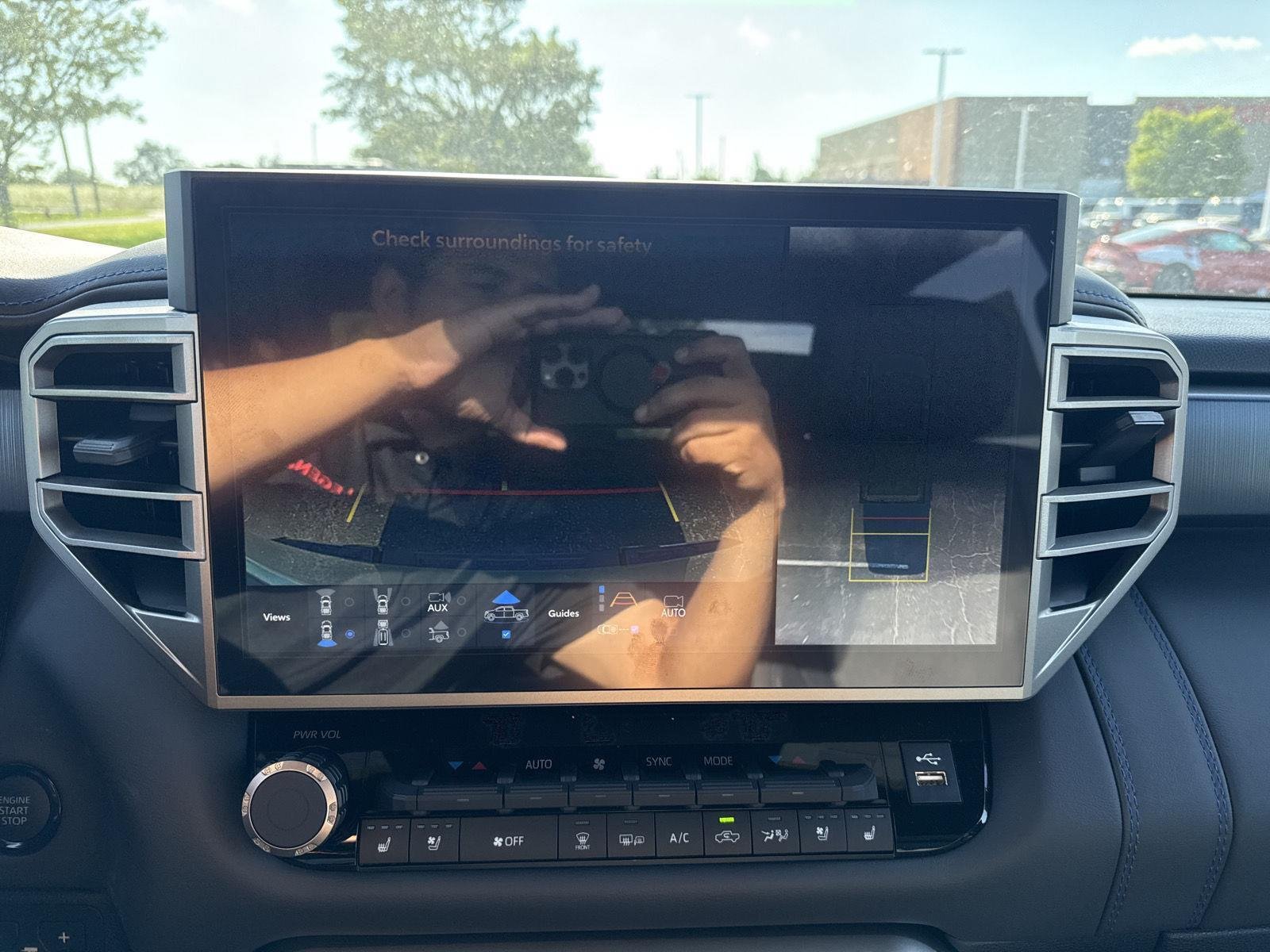 2026 Toyota Tundra Platinum - Photo 22