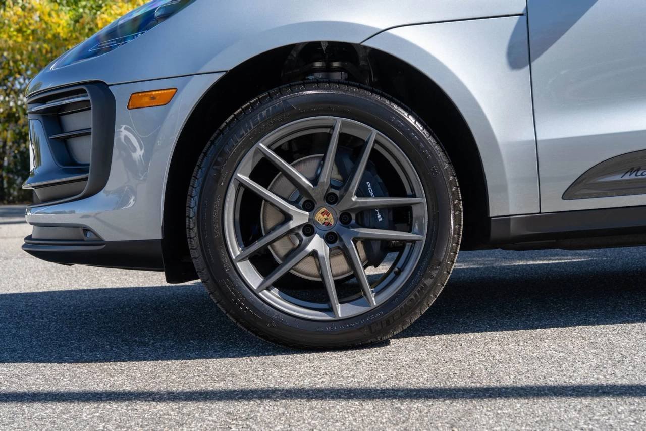 Used 2026  Porsche  image 11