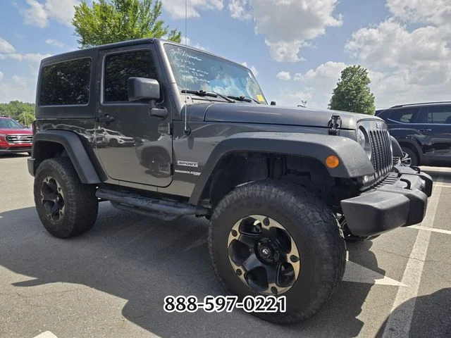 Used 2018 Gray Jeep Sport image 12