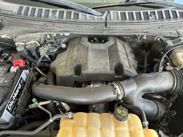 Used 2018 Gold Ford XLT image 28