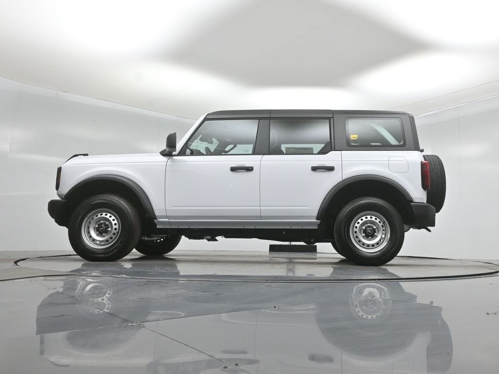 New 2026 Oxford White Ford Base image 50