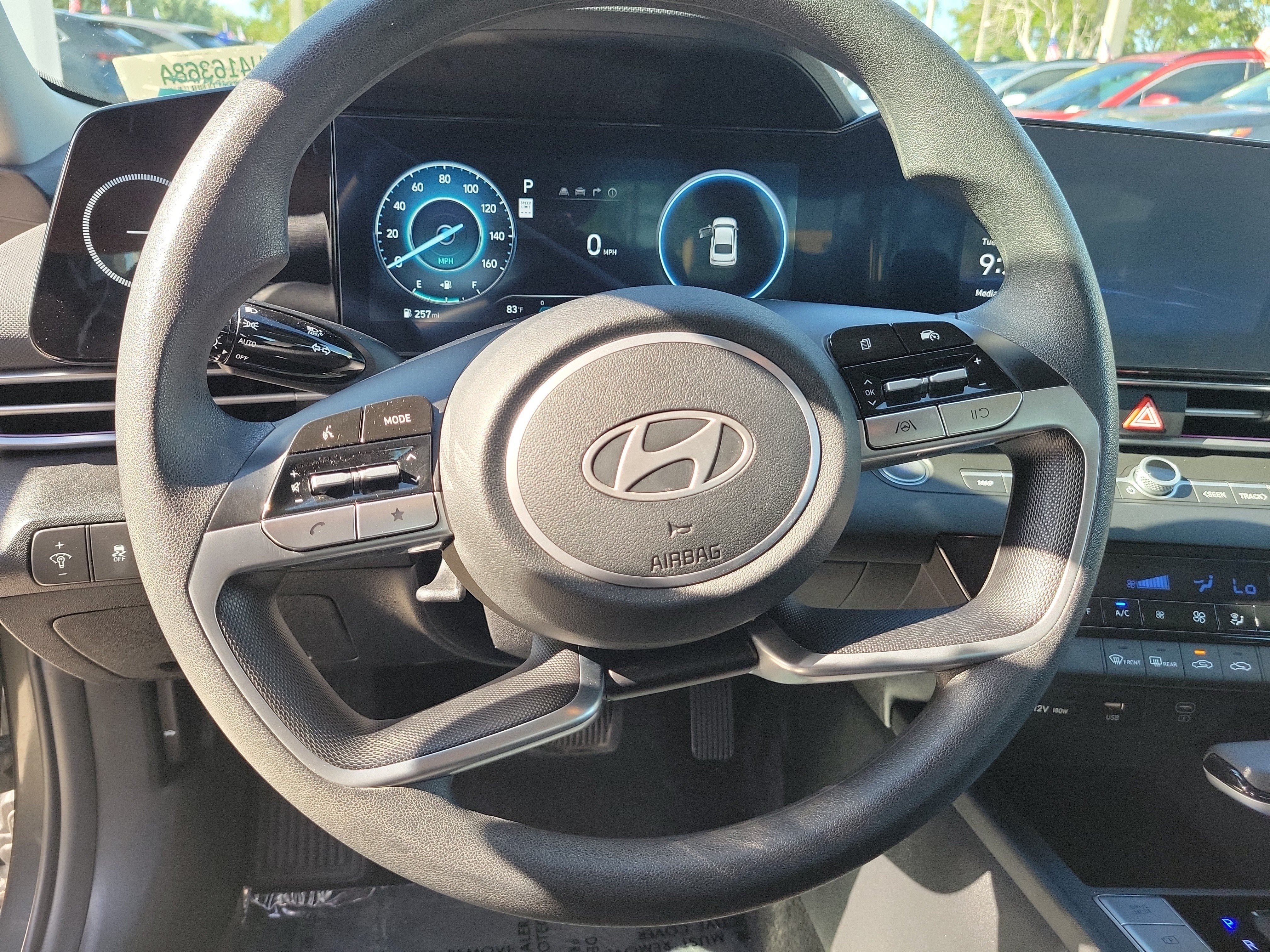 Used 2024 Amazon Gray Hyundai SEL image 24